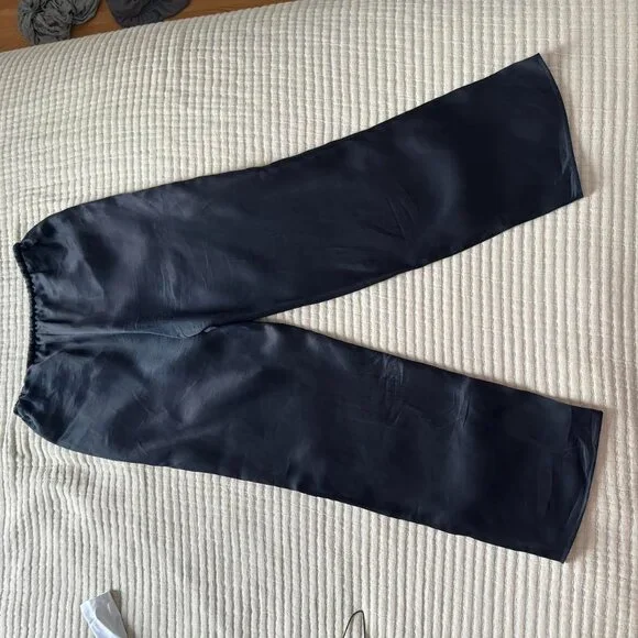 NO LONGER AVAILABLE TOTEME Silk Organza Slacks, Navy, Size 36 - Picture 4 of 8